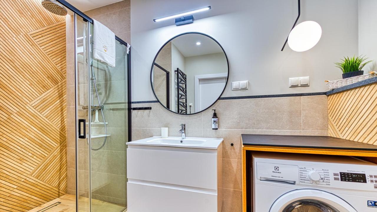 Apartamenty Vip Centrum - Wczasowa 17 By Royal Aparts ชเวียราโดว์-สโดรยจ์ ภายนอก รูปภาพ